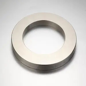 Silny pierścień magnetyczny Magnesy NdFeB OEM Potężny magnes pierścieniowy