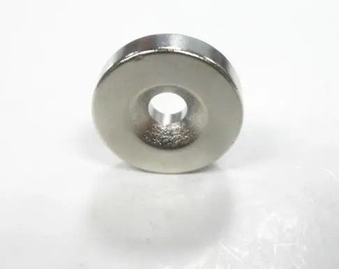 Czarne magnesy pierścieniowe ziem rzadkich OEM N35-N52 Kształt / wymiar Dostosowane