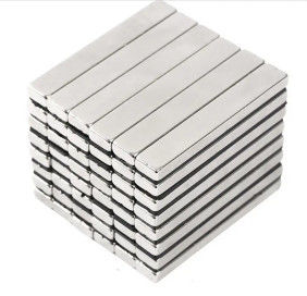 Płaskie przemysłowe magnesy prętowe Ni Cu Ni Powłoka Dostosowane długie silne magnesy