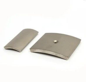 Silny magnes Magnesy neodymowe Turbiny wiatrowe Powłoka epoksydowa Łuki Dostosowane