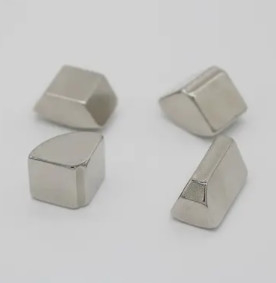 Magnesy z metali ziem rzadkich NdFeB N35-N52 Silny blok magnetyczny do głośników / odbiorników