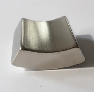 Silne magnesy trwałe ISO9001 Niestandardowe przemysłowe magnesy ziem rzadkich