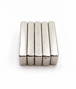 Blok przemysłowy Magnes NdFeB Powłoka Ni Cu Ni Dostosowany magnes neodymowy